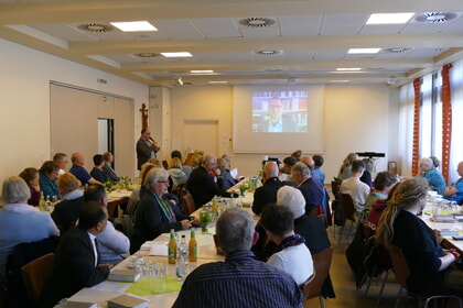"KI und Kirche" - Ökumenische Pfarrkonferenz nimmt Künstliche Intelligenz in den Fokus